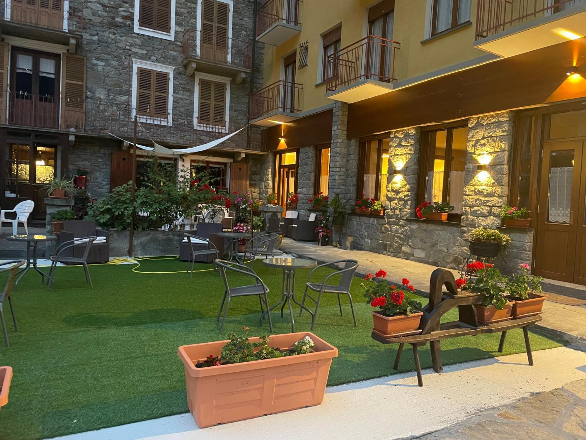 Albergo Mologna Gaby Esterno foto